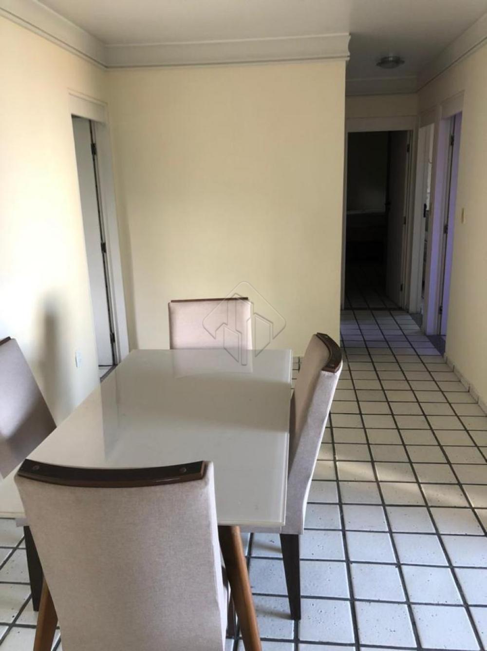 Alugar Apartamento / Padrão em João Pessoa R$ 2.000,00 - Foto 4
