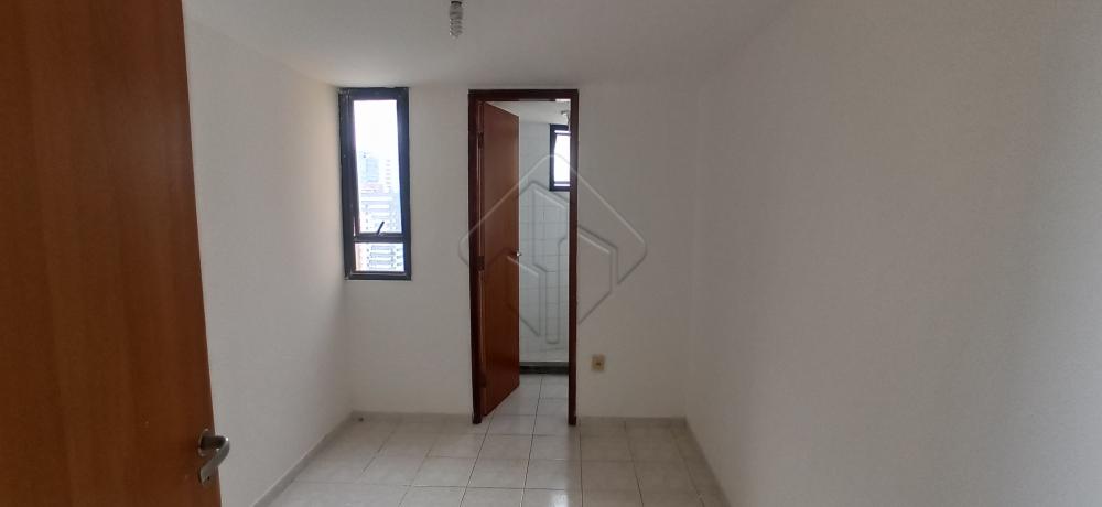 Alugar Apartamento / Padrão em João Pessoa R$ 2.800,00 - Foto 10