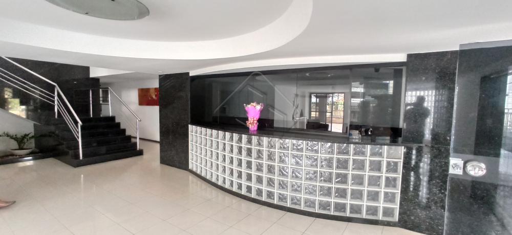 Alugar Apartamento / Padrão em João Pessoa R$ 2.800,00 - Foto 27