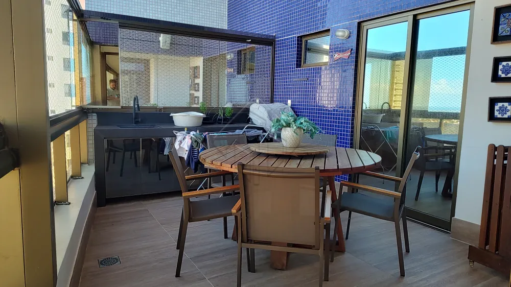 Apresentamos a você uma oportunidade única de residir no coração do Altiplano, onde o requinte se encontra com a comodidade. Este excepcional apartamento de 348 m² oferece uma experiência de vida incomparável, situado em uma localização privilegiada, próximo a restaurantes, supermercados, igrejas e faculdades, com fácil acesso à deslumbrante praia.

Apartamento com:

- 348 m²
- Varanda estendida com espaço gourmet
- Sala de estar/ jantar com 04 ambientes
- 04 suítes, sendo 01 master
- Cozinha
- Área de serviço
- DCE
- Lavabo
- Interfone
- Moveis Projetados
- 04 Garagens Cobertas
- Posição nascente norte

O prédio contra com uma infraestrutura de lazer completa com: 

- Portaria 24 horas
- Sistema de Segurança Moderno
- 03 Elevadores
- 02 Apartamentos por andar, sendo 32 andares
- Piscina/ Raia
- Sauna
- Espaço Kids/ Salão de jogos
- Churrasqueira
- Academia
- Salão de festas
- Quadra Poliesportiva
- Quadra de Tênis
- Quadra de futsal com piso Lizandra
- Pista de cooper
- Espaço Gourmet Interno e externo

** VALOR DO APARTAMENTO APENAS COM OS PROJETADS É DE 2.800.000,00 (dois milhões e oitocentos mil reais)

**VALOR DO APARTAMENTO PORTEIRA FECHADA E DE R$ 3.100.000,00 (três milhões e cem mil reais)

O imóvel impressiona com sua varanda estendida, ideal para momentos de convívio, equipada com espaço gourmet para encontros memoráveis. A espaçosa sala de estar/jantar, dividida em quatro ambientes, proporciona conforto e sofisticação. Com quatro suítes, sendo uma master, DCE, lavabo, cozinha e área de serviço, cada detalhe foi meticulosamente projetado para atender aos mais altos padrões.

Destacando-se no cenário arquitetônico, o edifício oferece portaria 24 horas, três elevadores, apenas dois apartamentos por andar distribuídos em 32 andares. As instalações de lazer incluem piscina com raia, sauna, espaço kids/salão de jogos, churrasqueira, academia e salão de festas. Para os amantes do esporte, quadras poliesportivas, de tênis e de futsal com piso Lizandra estão disponíveis, juntamente com uma pista de cooper para os momentos de relaxamento.

Este imóvel, com sua posição privilegiada de nascente/norte, quatro vagas de garagem cobertas e móveis projetados, é a expressão máxima do conforto e luxo. Não perca a oportunidade de vivenciar o melhor em residência de alto padrão. 

Agende sua visita agora e descubra um novo patamar de qualidade de vida.





AGENDE AGORA SUA VISITA
TEIXEIRA DE CARVALHO IMOBILIÁRIA
CRECI 304J - (83) 2106-4545