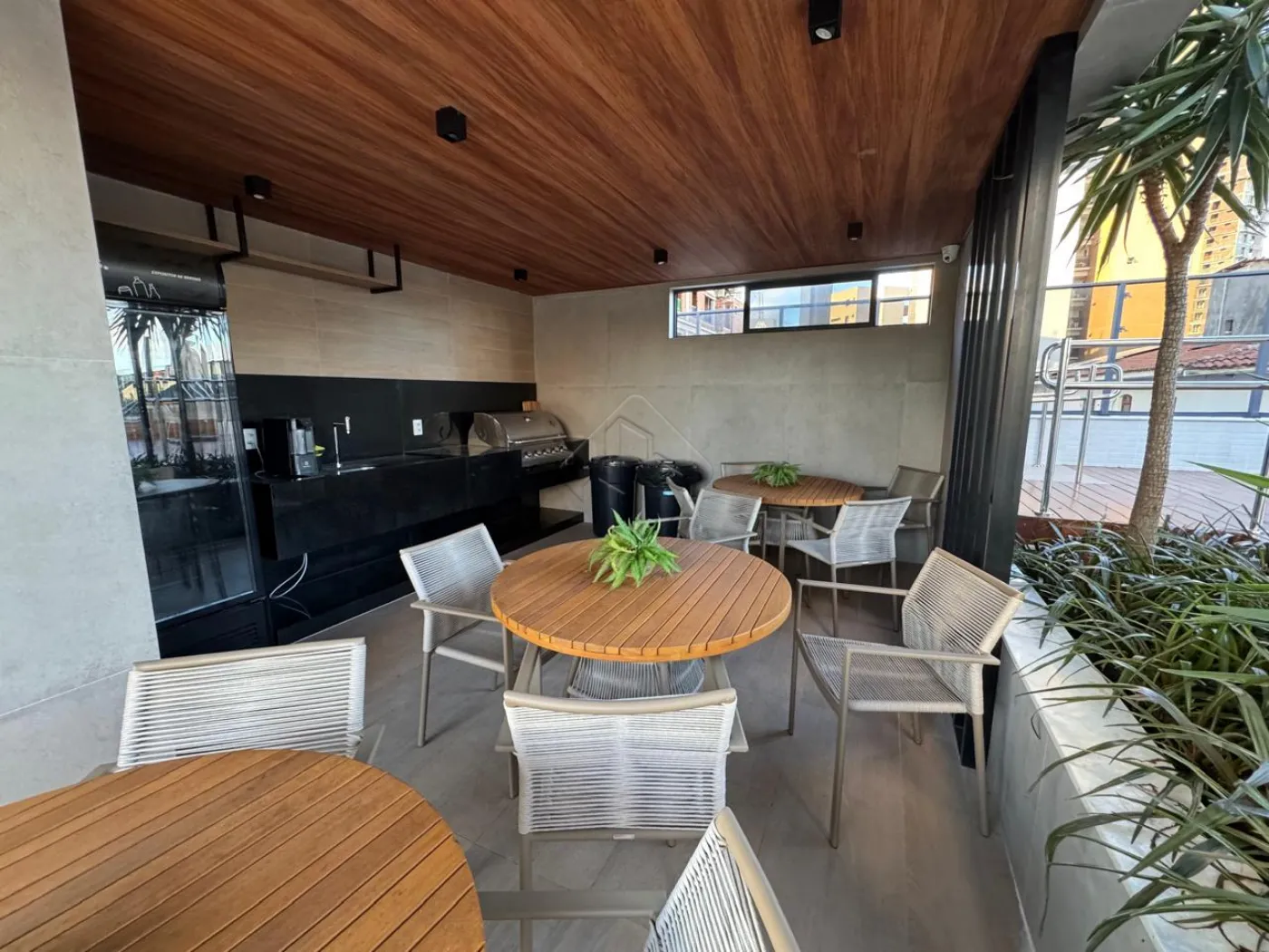 Comprar Apartamento / Padrão em João Pessoa R$ 750.000,00 - Foto 3