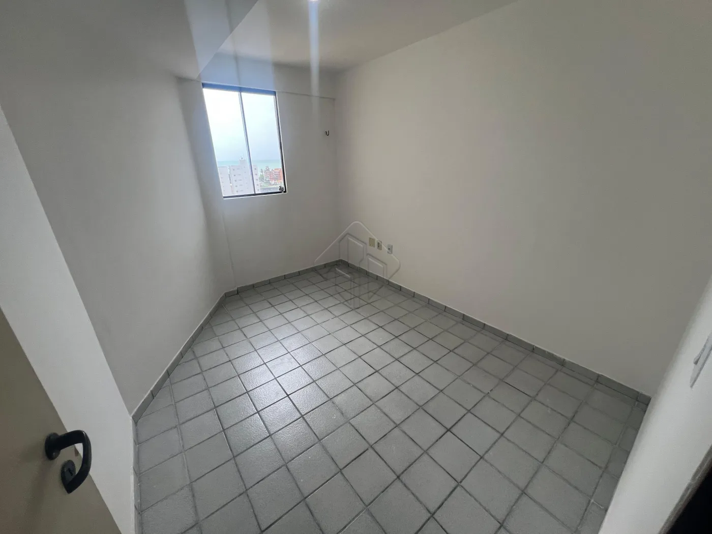 Alugar Apartamento / Padrão em João Pessoa R$ 2.759,20 - Foto 7