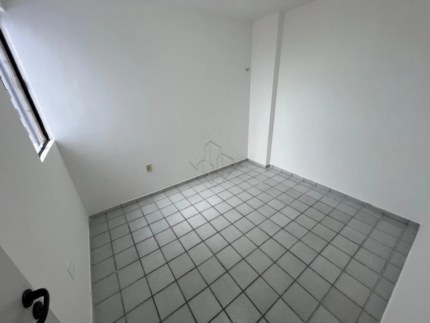 Alugar Apartamento / Padrão em João Pessoa R$ 2.759,20 - Foto 8