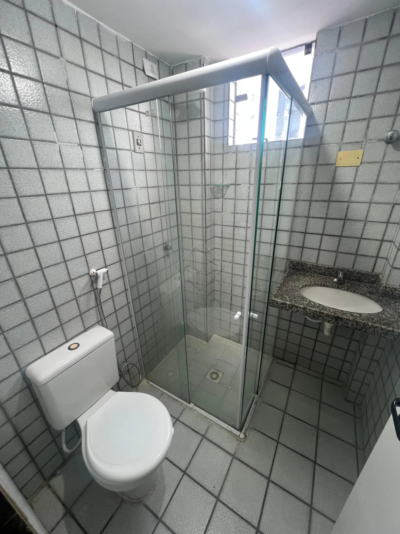 Alugar Apartamento / Padrão em João Pessoa R$ 2.759,20 - Foto 9