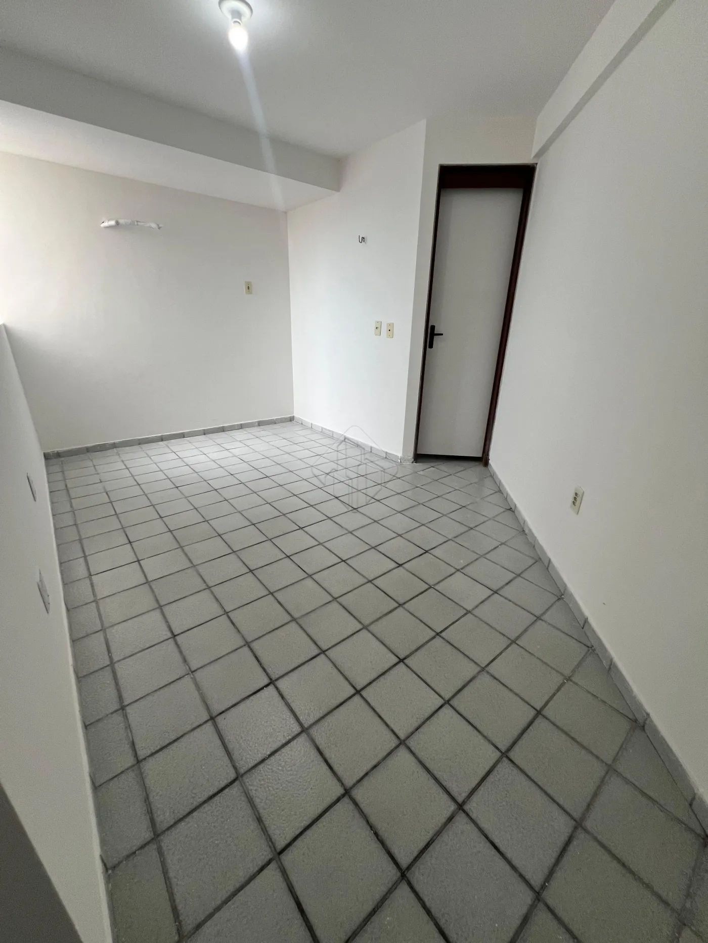 Alugar Apartamento / Padrão em João Pessoa R$ 2.759,20 - Foto 10