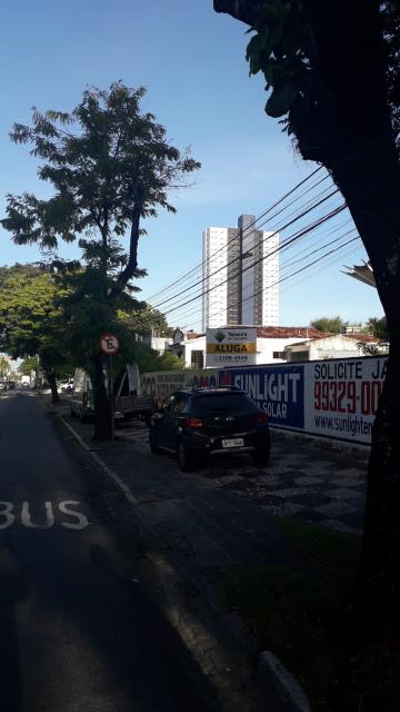 Terreno para alugar no Bairro da Torre na principal avenida de João Pessoa.  

Características do Terreno:

- Terreno medindo 3980 m² da Epitácio Pessoa até a Júlia Freire.

Com acesso facilitado e visibilidade excepcional, este espaço proporciona uma localização estratégica que atende às demandas de diversos empreendimentos. Seja para desenvolver um empreendimento comercial, industrial ou institucional, este terreno se destaca pela sua versatilidade e potencial.

A proximidade com importantes vias de tráfego garante conveniência logística, enquanto a extensão generosa do terreno proporciona flexibilidade para adaptar-se às necessidades específicas do seu projeto. Seja para um centro de distribuição, escritórios corporativos ou até mesmo uma área de eventos, as possibilidades são vastas.

Potencial de Negócios: Ideal para desenvolvimento comercial, empresarial ou residencial, aproveite a flexibilidade para criar o projeto dos seus sonhos.
Não perca a oportunidade de estabelecer sua presença neste local privilegiado. 

Entre em contato agora para mais informações e agende uma visita. 

Marque agora mesmo uma visita!



AGENDE AGORA SUA VISITA
TEIXEIRA DE CARVALHO IMOBILIÁRIA
CRECI 304J - (83) 2106-4545