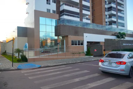 Este incrível apartamento para locação em Intermarés é uma oportunidade imperdível!

Descubra o conforto e a sofisticação neste incrível apartamento para locação em Intermarés. Com 3 quartos espaçosos, incluindo 1 suíte, e um banheiro social completo com armários, este imóvel oferece o equilíbrio perfeito entre elegância e comodidade.

Características do imóvel   

- Com 3 quartos
- Com 1 suíte
- Ar Condicionado
- Área de Serviço
- Armários
- Banheiro de Serviço
- Box Blindex
- Dormitório de Serviço
- Iluminação
- Sala de Estar

Edifício conta com:

- Área de Churrasco 
- Garagem 
- Piscina 
- Academia 
- Conveniência

A sala, ampla e iluminada, é um convite ao relaxamento, destacando-se pelo janelão revestido com cortina de vidro que proporciona vistas deslumbrantes da região. Imagine desfrutar de momentos únicos em um ambiente acolhedor e luminoso.

A cozinha, equipada com armários modernos, é um verdadeiro espaço gourmet, ideal para preparar suas refeições favoritas com praticidade e estilo. A área de serviço também conta com armários, adicionando conveniência ao seu dia a dia.

Este apartamento é a escolha ideal para quem busca um lar aconchegante e bem cuidado em Intermarés. Não perca a oportunidade única de viver em um ambiente que une conforto e elegância. Agende sua visita hoje mesmo e descubra o que este imóvel exclusivo tem a oferecer. 

Seu novo lar aguarda por você!



AGENDE AGORA SUA VISITA
TEIXEIRA DE CARVALHO IMOBILIÁRIA
CRECI 304J - (83) 2106-4545
