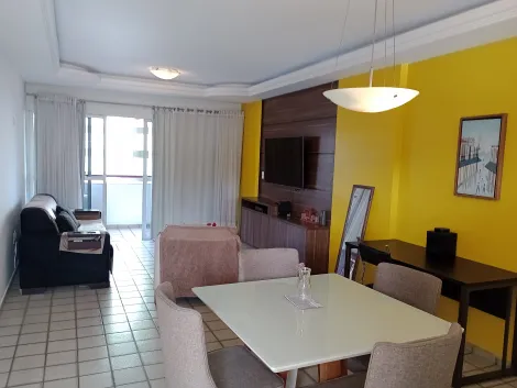 Oportunidade Única! Apartamento de 3 Quartos com Suíte e Mobília Completa para Locação.

À procura de um lar que reúna conforto, modernidade e lazer? Este magnífico apartamento de 3 quartos é a resposta. O imóvel conta com uma suíte e todos os quartos são equipados com eficientes aparelhos de ar condicionado split, proporcionando um ambiente agradável em todas as estações.

Características do Imóvel:

- Apartamento Com 3 quartos, sendo uma suíte, todos com ar condicionado split. 
- Dependência de empregada, 
- Área de serviço, 
- Cozinha, 
- Sala ampla, 
- Dois banheiros sociais. 
- Duas varandas, uma no quarto e uma na sala. 
- Uma vaga de garagem coberta

Mobília Completa:

Desfrute da comodidade de um apartamento totalmente mobiliado. Armários modulados nos quartos, cozinha e sala oferecem praticidade e organização. As camas de casal e solteiro, sofá-cama, sofá, poltrona, Smart TV LED 55, fogão 5 bocas, geladeira duplex Brastemp, mesa fixa de mármore na cozinha, lavadora de roupas, mesa de jantar com conjunto de 4 cadeiras acolchoadas, conjunto de 4 cadeiras pretas, 2 cadeiras de escritório e escrivaninhas pequenas são apenas algumas das comodidades inclusas

O Prédio conta com;

- Prédio com portaria 24h
- área coletiva com quadra, piscina, academia e salão de festas. 
- Estacionamento rotativo para visitantes.

AGENDE AGORA SUA VISITA
TEIXEIRA DE CARVALHO IMOBILIÁRIA
CRECI 304J - (83) 2106-4545

