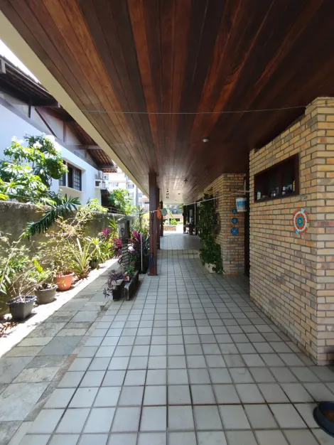 imagem 2 - Casa Triplex à Venda em João Pessoa/PB no Jardim Oceania | 350 m² | 4 Suítes | 4 Vagas de garagem | Churrasqueira | Piscina imagem 2 - Casa Triplex à Venda em João Pessoa/PB no Jardim Oceania | 350 m² | 4 Suítes | 4 Vagas de garagem | Churrasqueira | Piscina